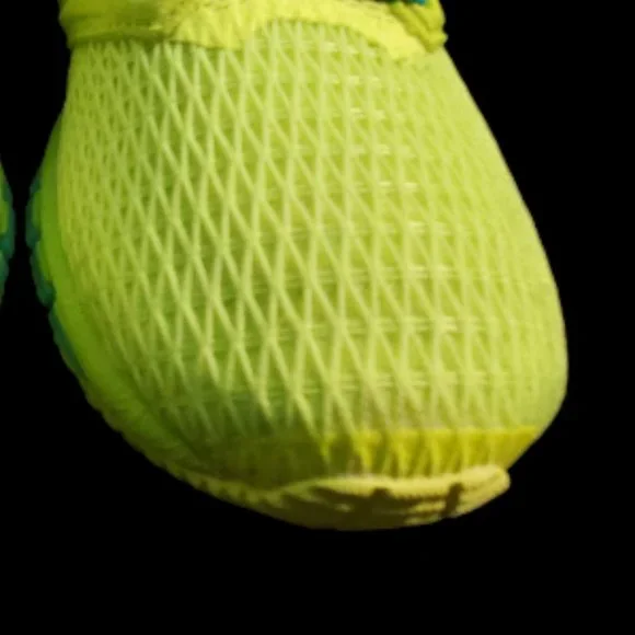 Asics GEL-Quantum 180 Performance Running Shoe, 8.5, Safety Yellow and Blue - Picture 6 of 11